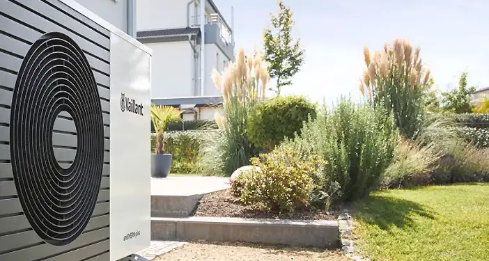Air Source Heat Pump Installer